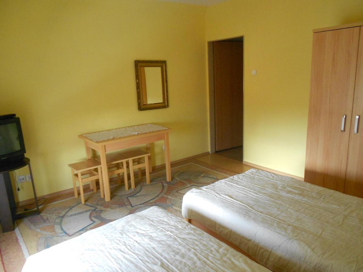 Hostel "Na Bocianowie" Bydgoszcz Extérieur photo