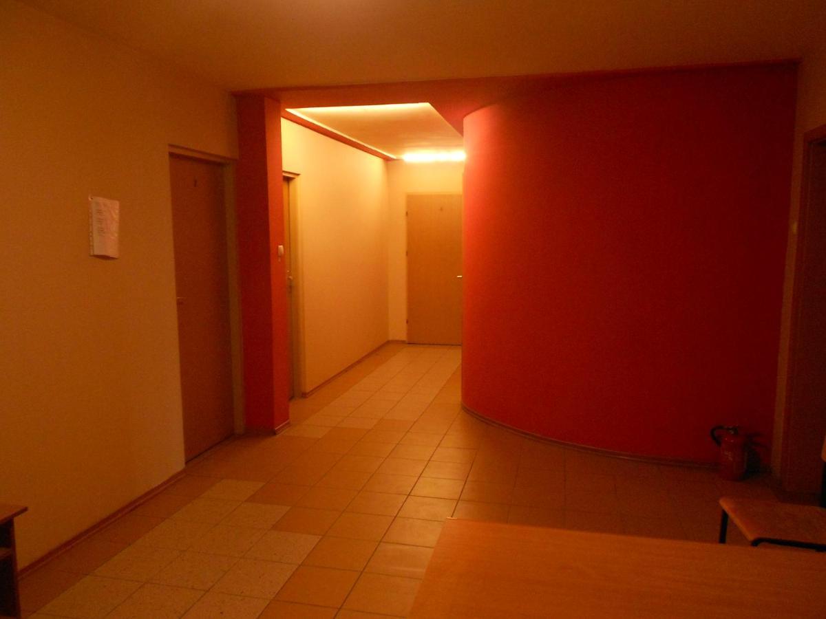 Hostel "Na Bocianowie" Bydgoszcz Extérieur photo