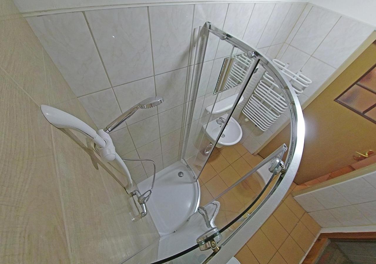 Hostel "Na Bocianowie" Bydgoszcz Extérieur photo